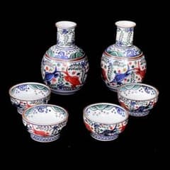 京都清水焼　万歴草魚文 酒器揃 平安春晃作 未使用品 徳利と盃のセット 京都清水焼 万歴草魚文 酒器揃 平安春晃作 未使用品 徳利と盃のセット