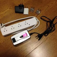 海外旅行に♩   海外電圧対応★  変圧器 おまけ付きのサムネイル