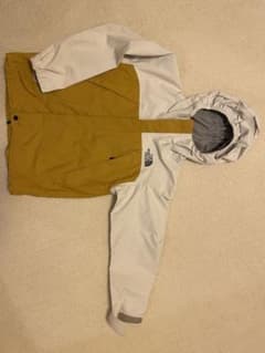 THE NORTH FACE  アウター　ジャケット　130cmのサムネイル