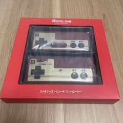 ファミリーコンピュータ コントローラー 2個セットのサムネイル