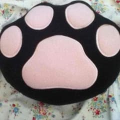 ネコの手クッション＊値下げ(魅緑様専用)のサムネイル