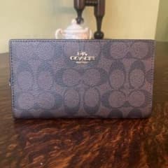 COACH ロングウォレットのサムネイル