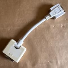ADC/VGA 변환 어댑터