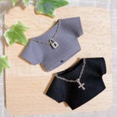 ぬい服 10cm クロス＆南京錠ネックレス付きシャツ 2着セットのサムネイル