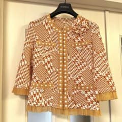 土日限定SALE ⭐︎NOKO OHNO パール装飾 ノーカラージャケット 土日限定SALE ⭐︎NOKO OHNO パール装飾 ノーカラージャケット - メルカリ