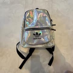 adidas メタリックリュックのサムネイル