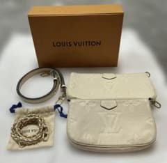 ルイヴィトン マルチポシェットアクセソワール 付属品あり美品です 