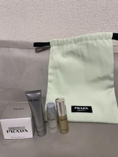 PRADA AUGMENTED SKIN トライアルセット 4点 PRADA Augmented Skin Discovery kit トライアル - メルカリ