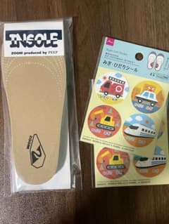 PEEP ZOOM　キッズ用インソール   S（13～18㎝）ダイソー右左シールのサムネイル