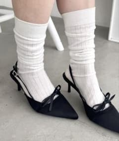 リボンヒールパンプス　ブラック　23.5センチのサムネイル