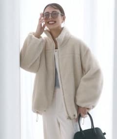 アンフィーロ　TAION×UNFILO リバーシブルボアダウンのサムネイル