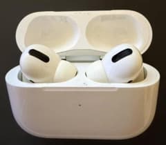 ジャンク ☆ Apple AirPods Pro MWP22J/A (第一世代) - メルカリ