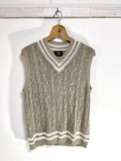 【新品】COMME CA COMMUNE Vネックベスト L　サマーニットのサムネイル