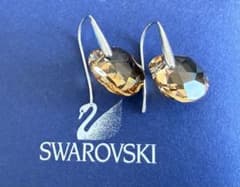 SWAROVSKI スワロフスキー ピアスのサムネイル