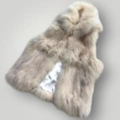 本毛皮☆フォックスファー FOX ファーベスト SugarRose フリーサイズ