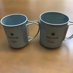 【Kumi】 peak チタンマグカップ 2個セット SORA snow peak チタンシングルマグ 300ml 220ml セット SORA - メルカリ