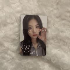 ITZY CHESHIRE MAKESTAR ラキドロ リア ② - メルカリ