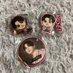 八木勇征 75mm 缶バッジ Amazon.co.jp: FANTASTICS 八木勇征 缶バッジ バッジ グッズ EXILE