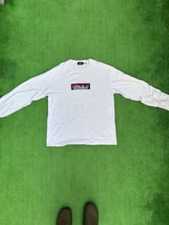 カ*カ様 XLARGE 刺繍ロゴ ホワイト ロングスリーブTシャツのサムネイル