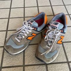 ニューバランス スニーカー 574のサムネイル