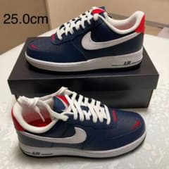 NIKE AIR FORCE 1 ‘07 LV8 4 新品　25cmのサムネイル