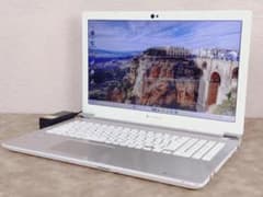 TOSHIBA Dynabook E7/K Core i7 クローバーの安心保証 TOSHIBA Dynabook E7/K Core i7 クローバーの安心保証 - メルカリ