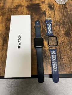 Apple Watch SE 第二世代 44mm (美品)のサムネイル