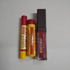 BURTSBEESのサムネイル