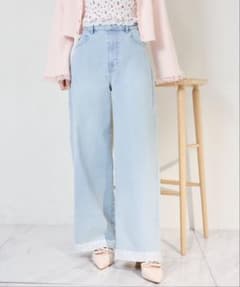 NICE CLAUP レースポケットワイドパンツ ライトブルーのサムネイル