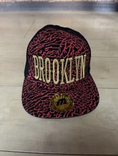 Thumbnail of BROOKLYN キャップ 赤黒