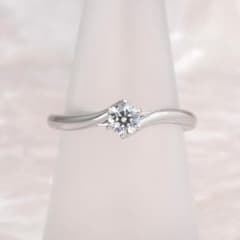 ☆DIAMOND SHIRAISHI☆ ダイヤリング 婚約指輪 定価23万 - メルカリ