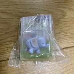 【新品】ガチャガチャ　Suzy's Zoo Ellie Funtのサムネイル
