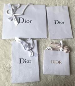 Dior ショッパー 紙袋 セット 4枚 ラッピングのサムネイル