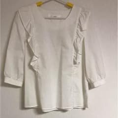 ゴールデンウィーク限定値下げ☆ブラウス toccoクローゼットのサムネイル