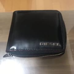 二つ折り財布 DIESELのサムネイル