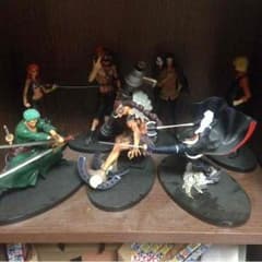 ワンピースフィギュアのサムネイル
