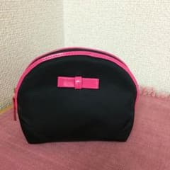 化粧ポーチ ブラック&ピンクリボン♡未使用のサムネイル