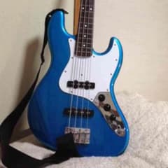 fender jazz bassのサムネイル