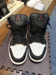 NIKE AIR JORDAN 1 メンズ スニーカーのサムネイル