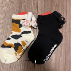 tutuanna ベビー靴下 13-15cm 猫の足跡デザインのサムネイル