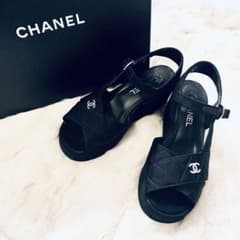 37CHANEL(シャネル) マトラッセ ウェッジソールサンダル ブラック 厚底 