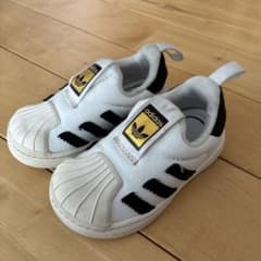 adidasスニーカー　12cmのサムネイル