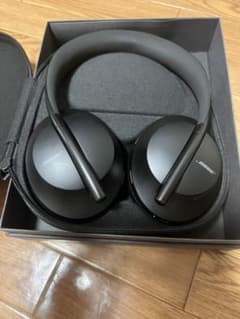 【美品】Bose 700 Noise Cancelling Headphonesのサムネイル