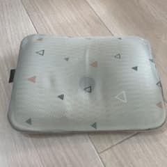 ドーナツ型ベビー枕 幾何学模様のサムネイル
