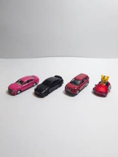 トミカ　国産車セット４台　トミカ４D（GT-R）１台ありのサムネイル