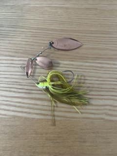 スピナーベイト　ビーブル3/8 中古のサムネイル