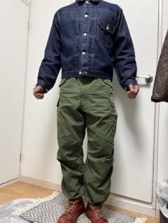 BEAMS / ビッグ 6ポケット カーゴパンツ　新品のサムネイル