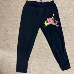 NIKE スウェットパンツのサムネイル