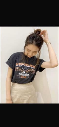 Ungrid Tシャツのサムネイル