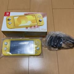 【那岐様専用】Nintendo Switch LITE イエローのサムネイル